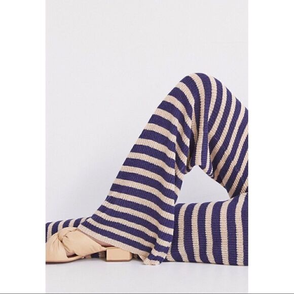 NEW Anthropologie Flat White Navy Striped Knit Semi-Sheer Pull-On Pants Small - Picture 5 of 6